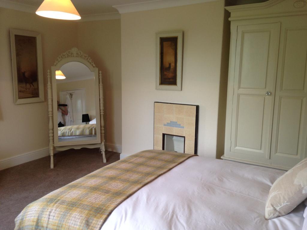 Whitethorn Bed And Breakfast Congleton Room photo