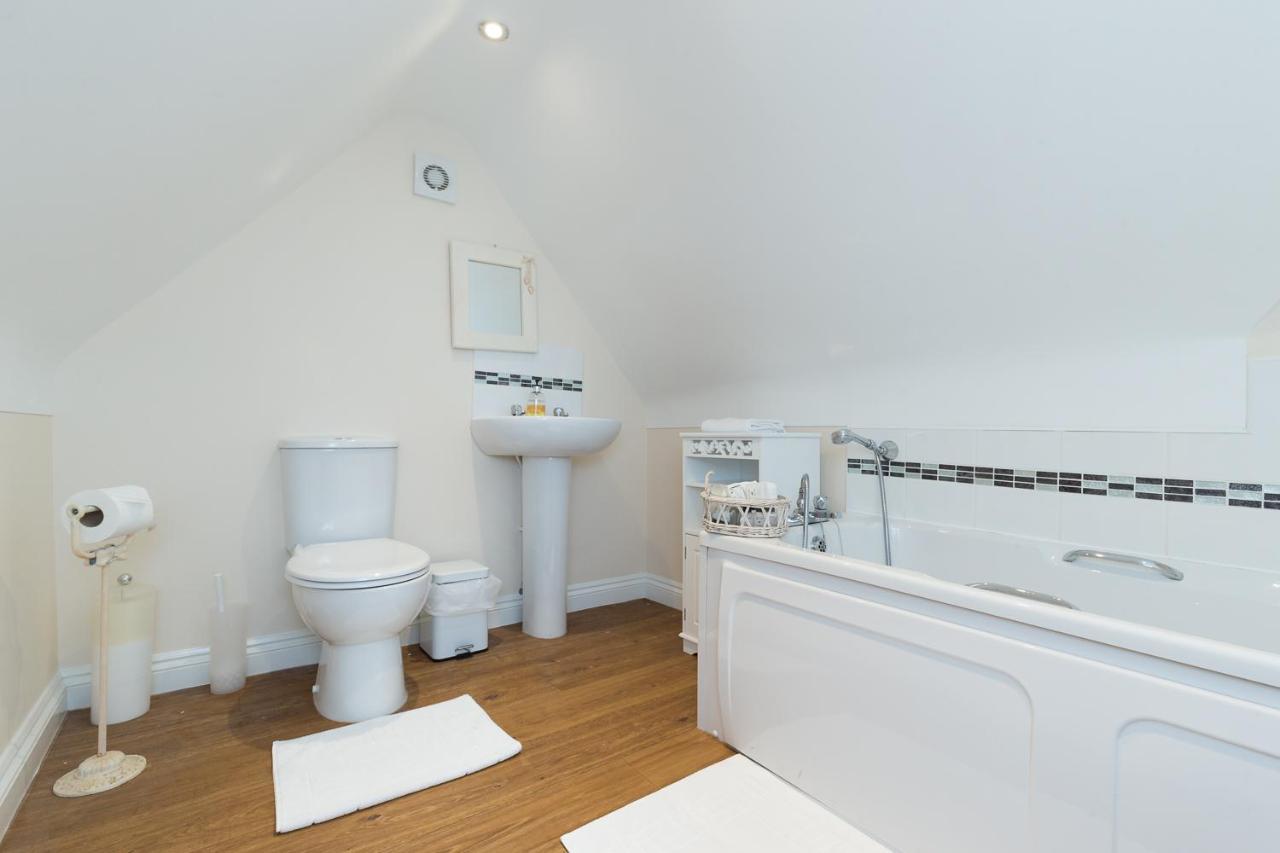 Whitethorn Bed And Breakfast Congleton Exterior photo